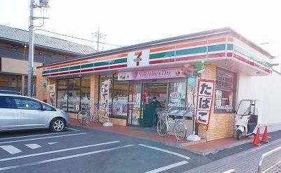 コンビニ　セブンイレブン（コンビニ）まで450m
