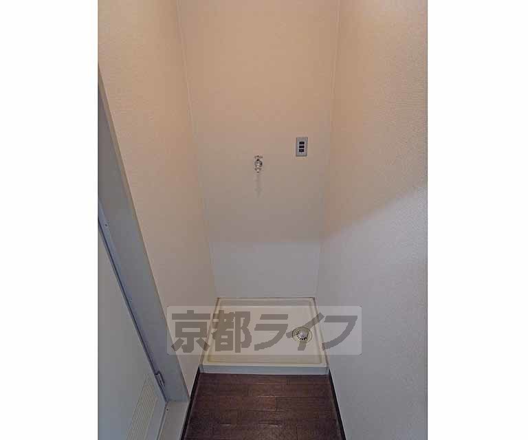 その他設備　洗濯機置場です。