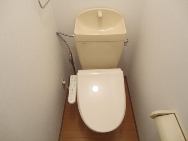 トイレ　シャワー付トイレ