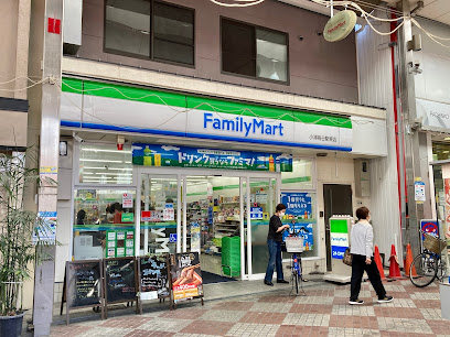コンビニ　ファミリーマート 小浦桃谷駅東店（コンビニ）まで485m