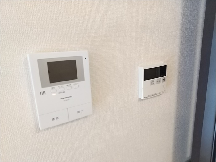 セキュリティ　モニター付きインターホン