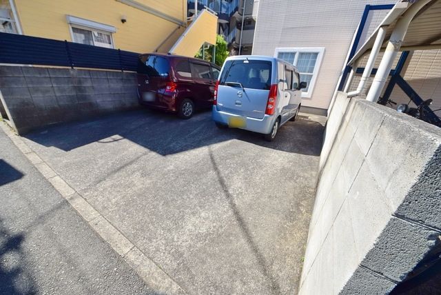 駐車場　★お問い合わせはタウンハウジングまで★