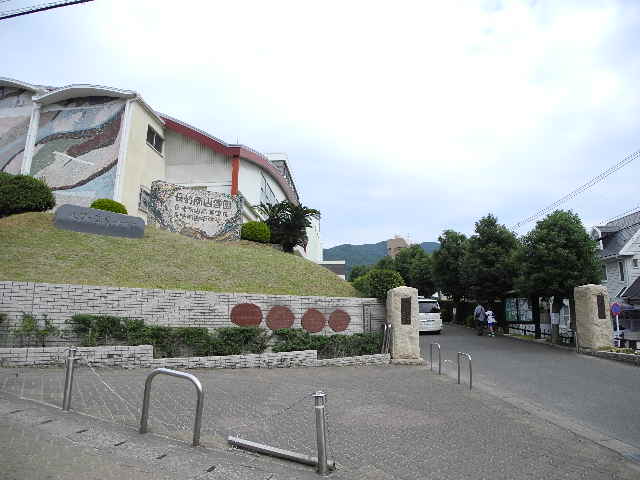 高校・高専　私立長崎南山高校（高校・高専）まで203m