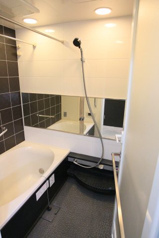 バス・シャワールーム　バス※別部屋参考写真