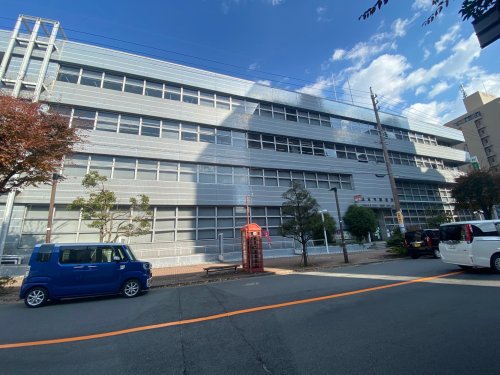 郵便局　四日市郵便局（郵便局）まで359m