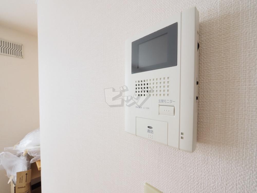 セキュリティ　来客の顔が見えて安心！TVモニターホン付きです♪