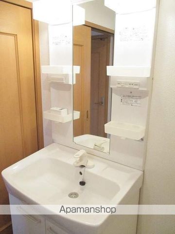 クレメントガーデンハウス A棟の内装写真
