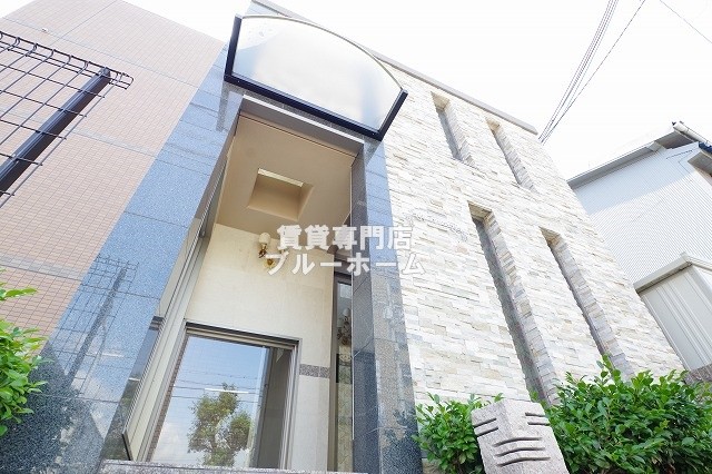 建物外観　綺麗な外観ですね！