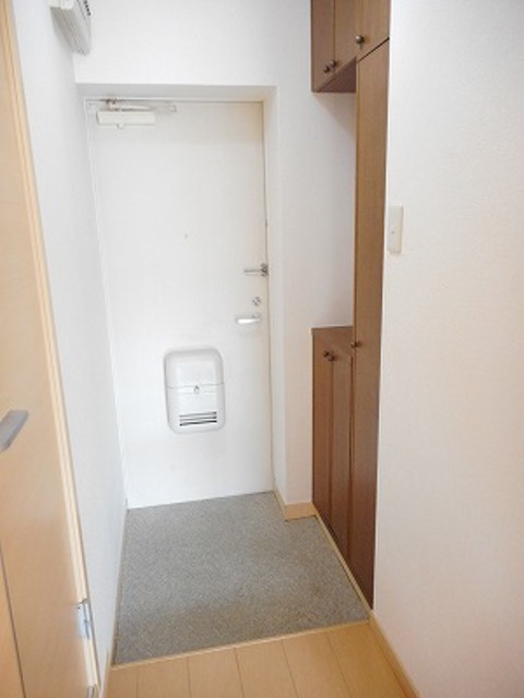 玄関　図面と現状に相違がある場合には現状を優先