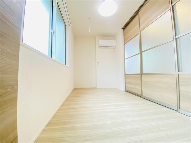 その他部屋・スペース　同一建物内１０１号室内装写真転載