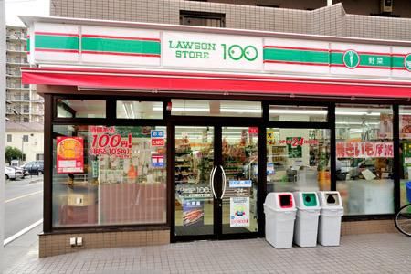 コンビニ　ローソンストア１００荒川南千住五丁目店（コンビニ）まで416m