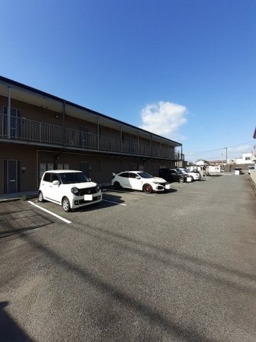 駐車場　駐車スペースもあります