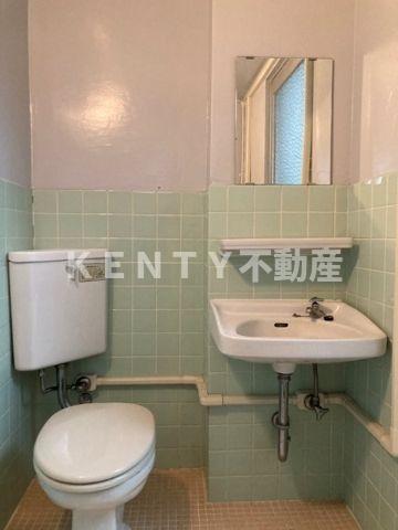 トイレ　コンパクトで使いやすいトイレです