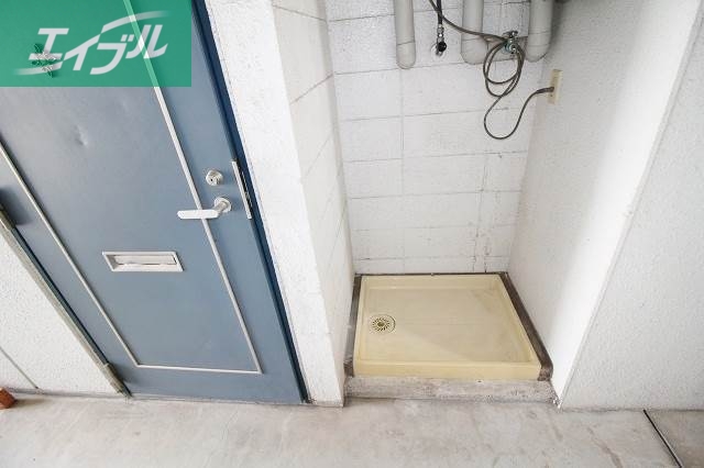 その他　洗濯機置場