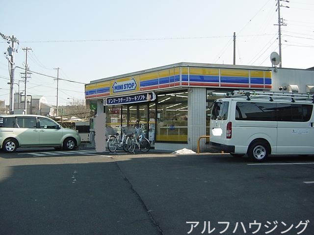 コンビニ　ミニストップ西可児店（コンビニ）まで1886m
