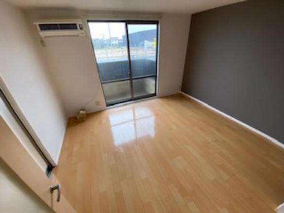 居室・リビング　※別部屋の写真です