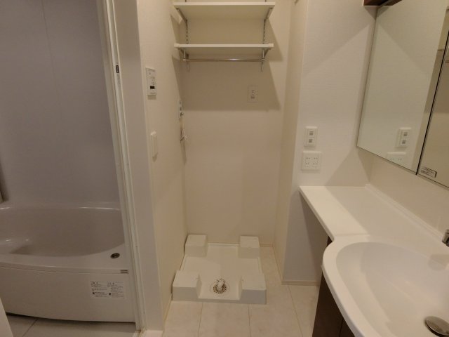 その他　洗濯機置場