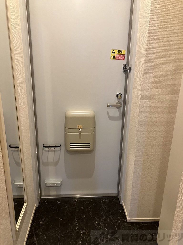 玄関　洗面