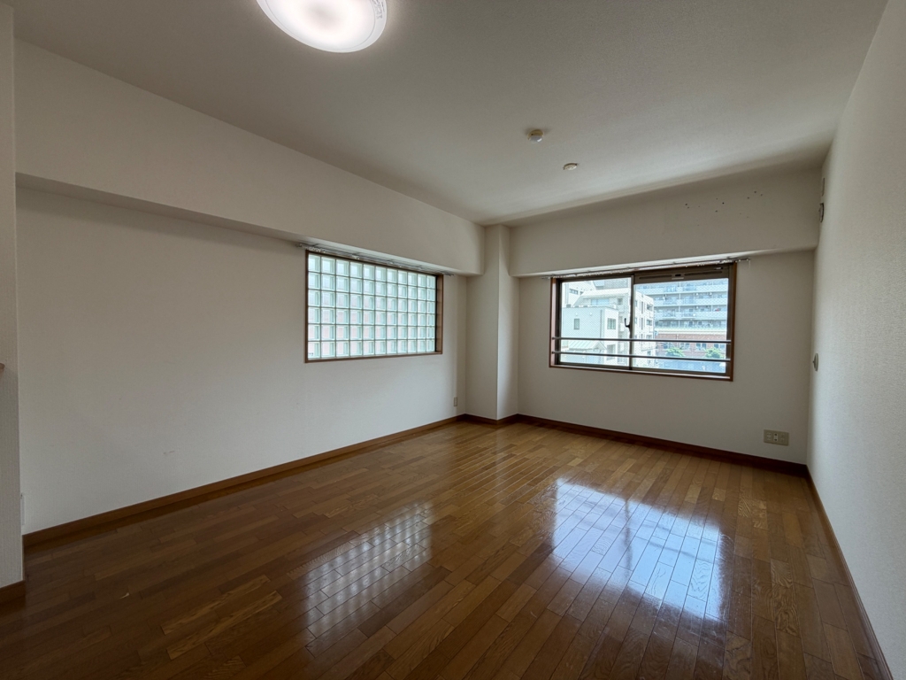 ドルチェ芦屋の居間写真