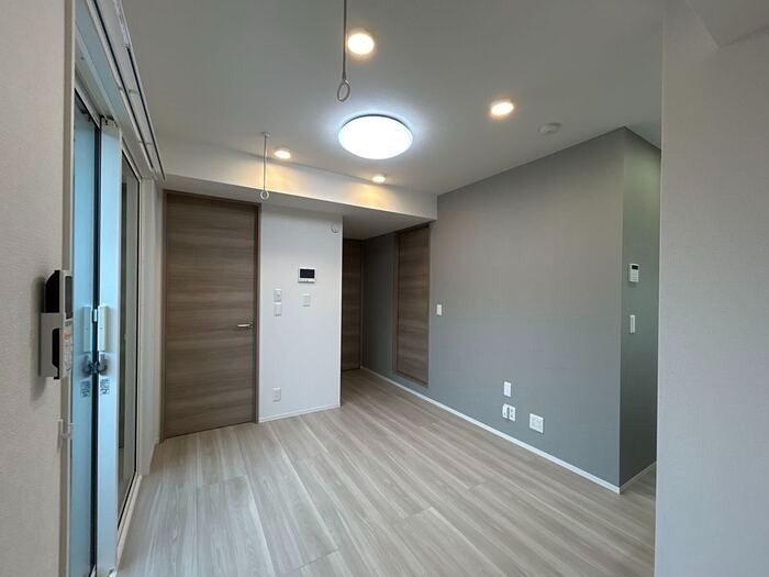 居室・リビング　8.1帖のフローリングのお部屋です☆