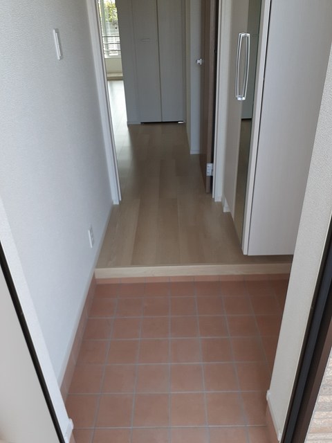 玄関　落ち着いた玄関です