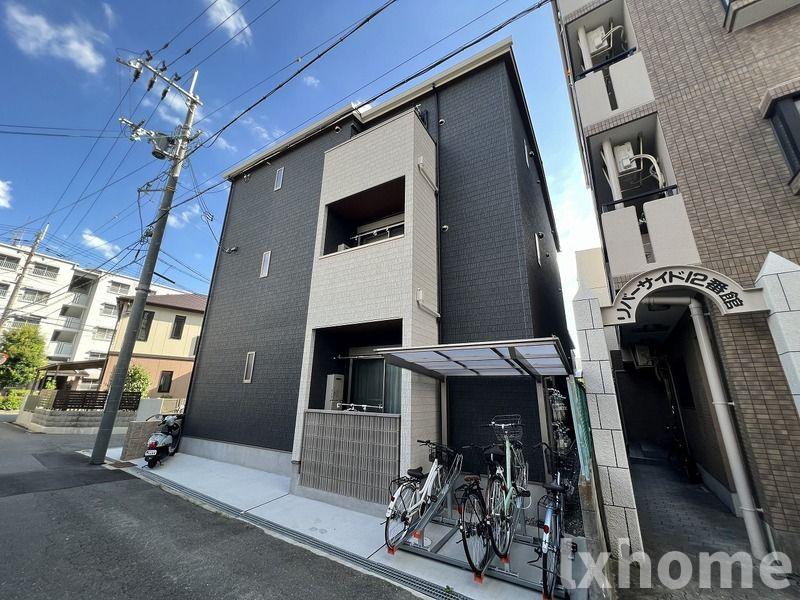 エントランス　清潔なエントランスです