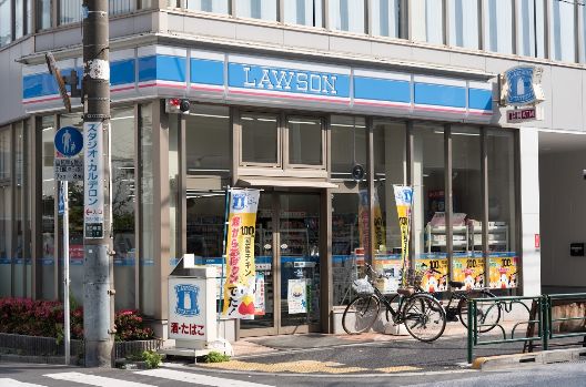 コンビニ　ローソン荒川西日暮里一丁目店（コンビニ）まで370m
