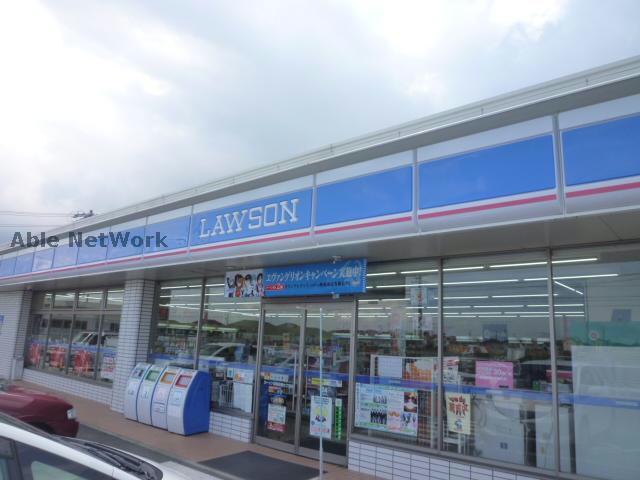 コンビニ　ローソン津白塚店（コンビニ）まで985m