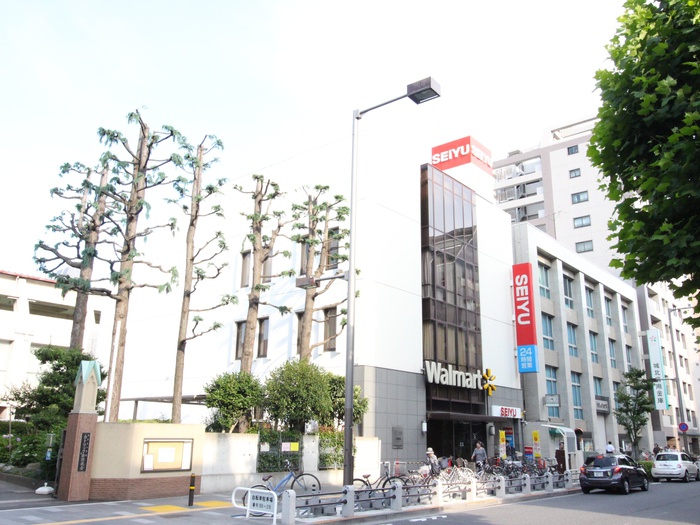 スーパー　西友赤羽店（スーパー）まで560m