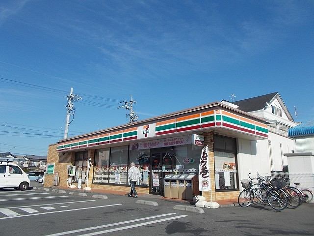 コンビニ　セブンイレブン静岡寺田店（コンビニ）まで350m