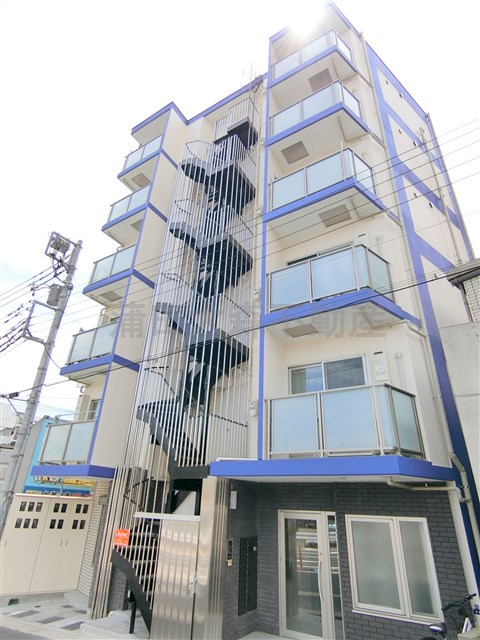 建物外観　2018年4月築　RC鉄筋コンクリート造地上6階地下1階建て