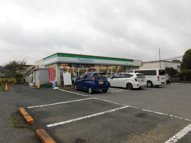 コンビニ　ファミリーマート 八王子滝山町店（コンビニ）まで862m