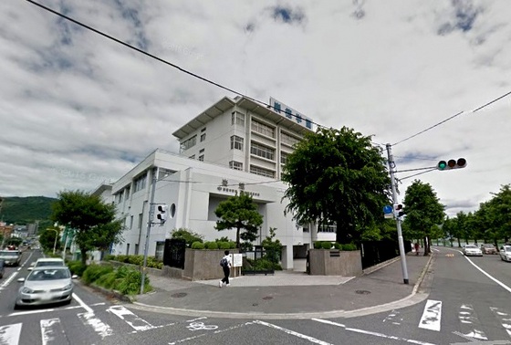中学校　私立崇徳中学校（中学校）まで386m