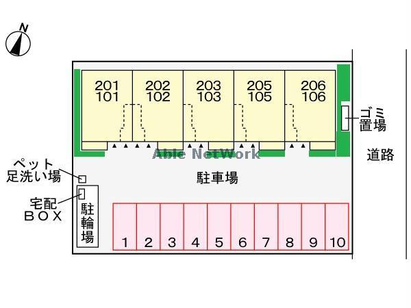 駐車場　駐車場