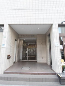 エントランス　参考写真になります。