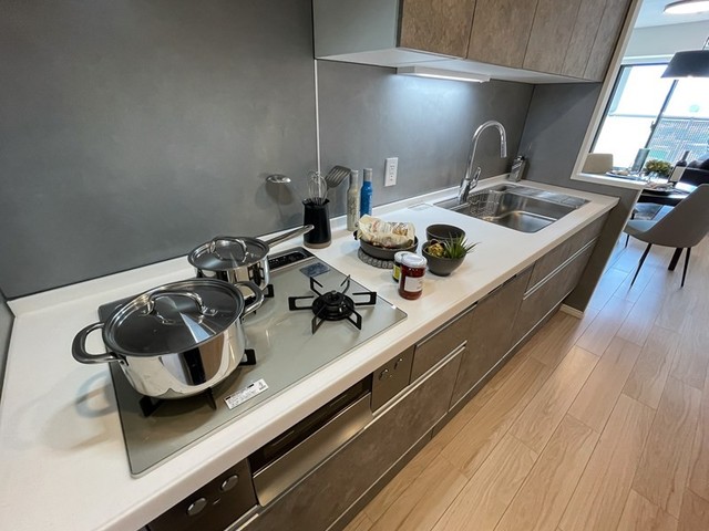 キッチン　※写真は同タイプ住戸です。