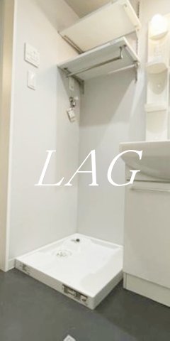 その他設備　室内洗濯機置き場です。（同仕様です）