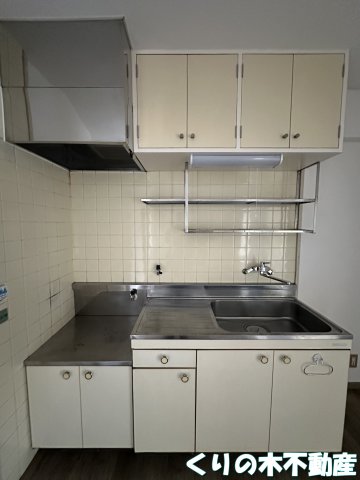 キッチン　同タイプのお部屋です（現況を優先します）