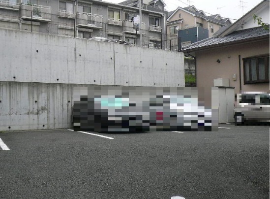 駐車場　敷地内駐車場（※空き状況要確認）