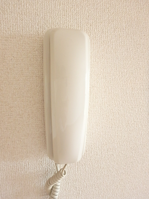 セキュリティ　家の中から来訪者対応で安心のインターホン♪