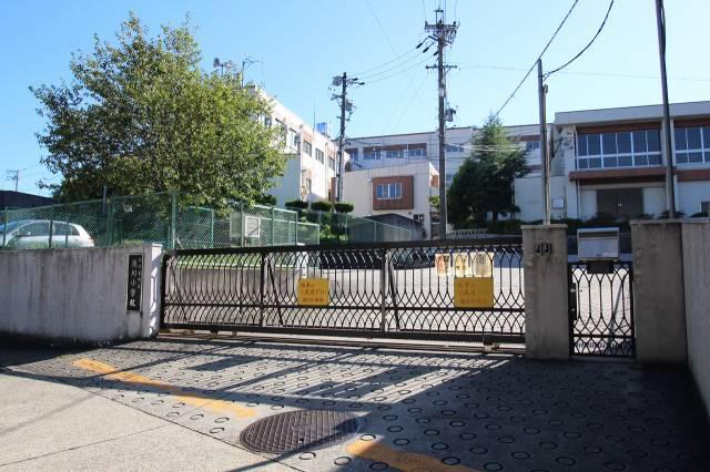 小学校　滝川小学校（小学校）まで310m