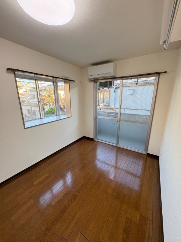 居室・リビング　※他部屋参考写真