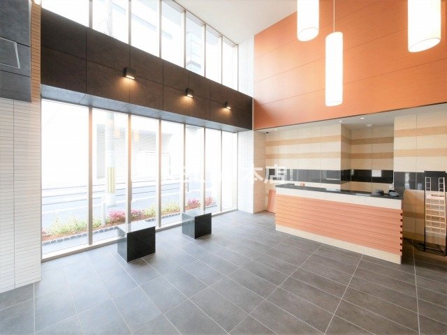 ロビー　★ ★ 口コミ２００件以上　評価４.９のお店 ★ ★