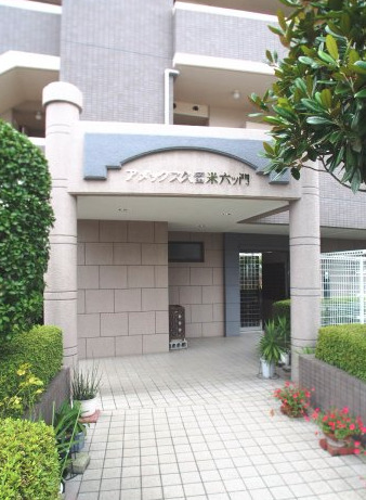 エントランス　建物の内部です