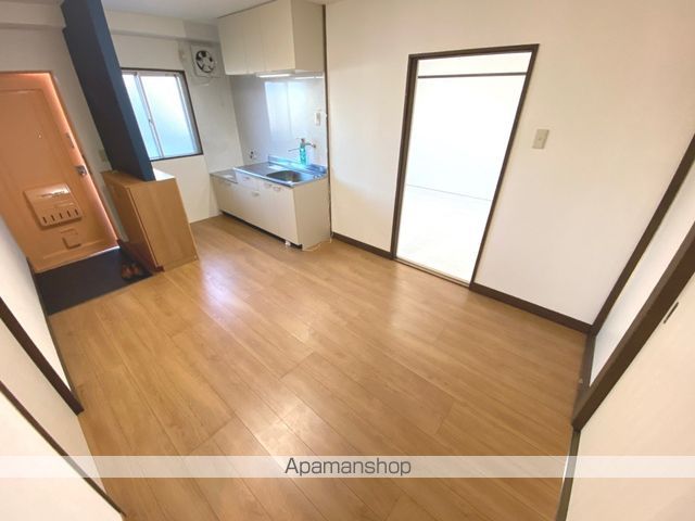 住吉コーポの居間写真