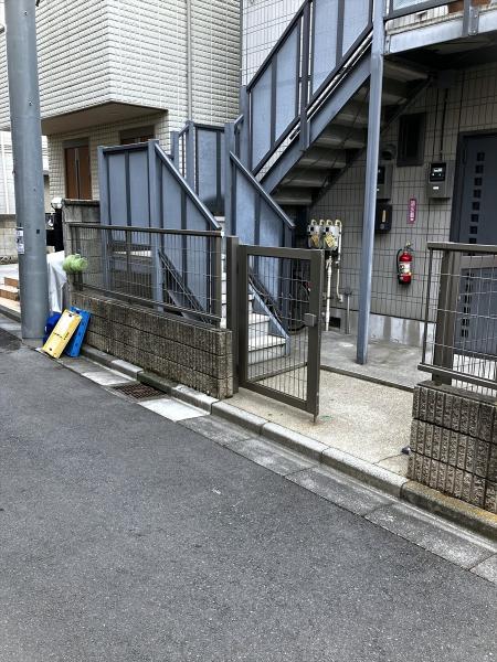 建物外観　エントランス