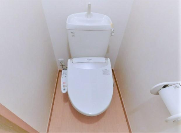 トイレ　反転タイプあり