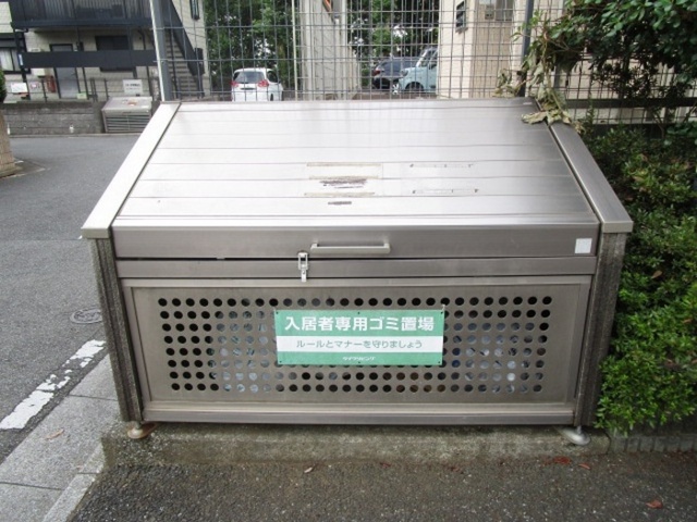 その他共有部分　入居者専用ゴミストッカー