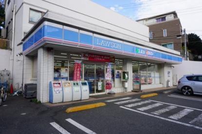 コンビニ　ローソン 三ッ沢下町店（コンビニ）まで406m
