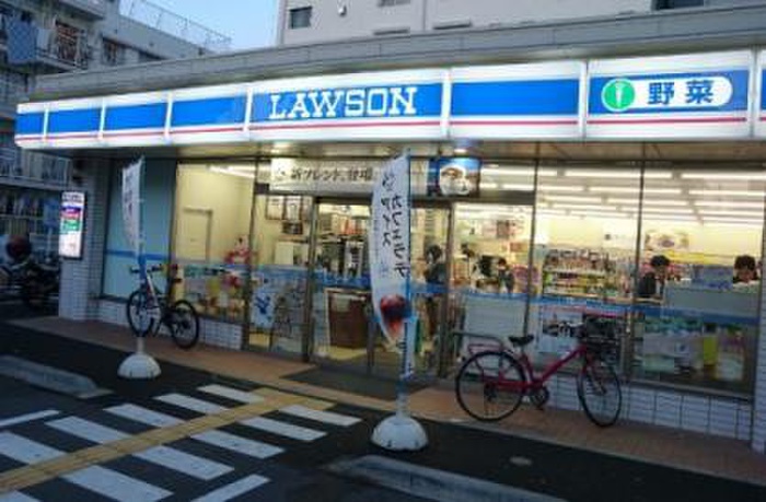 コンビニ　ローソン 中野本町新橋通り店（コンビニ）まで235m